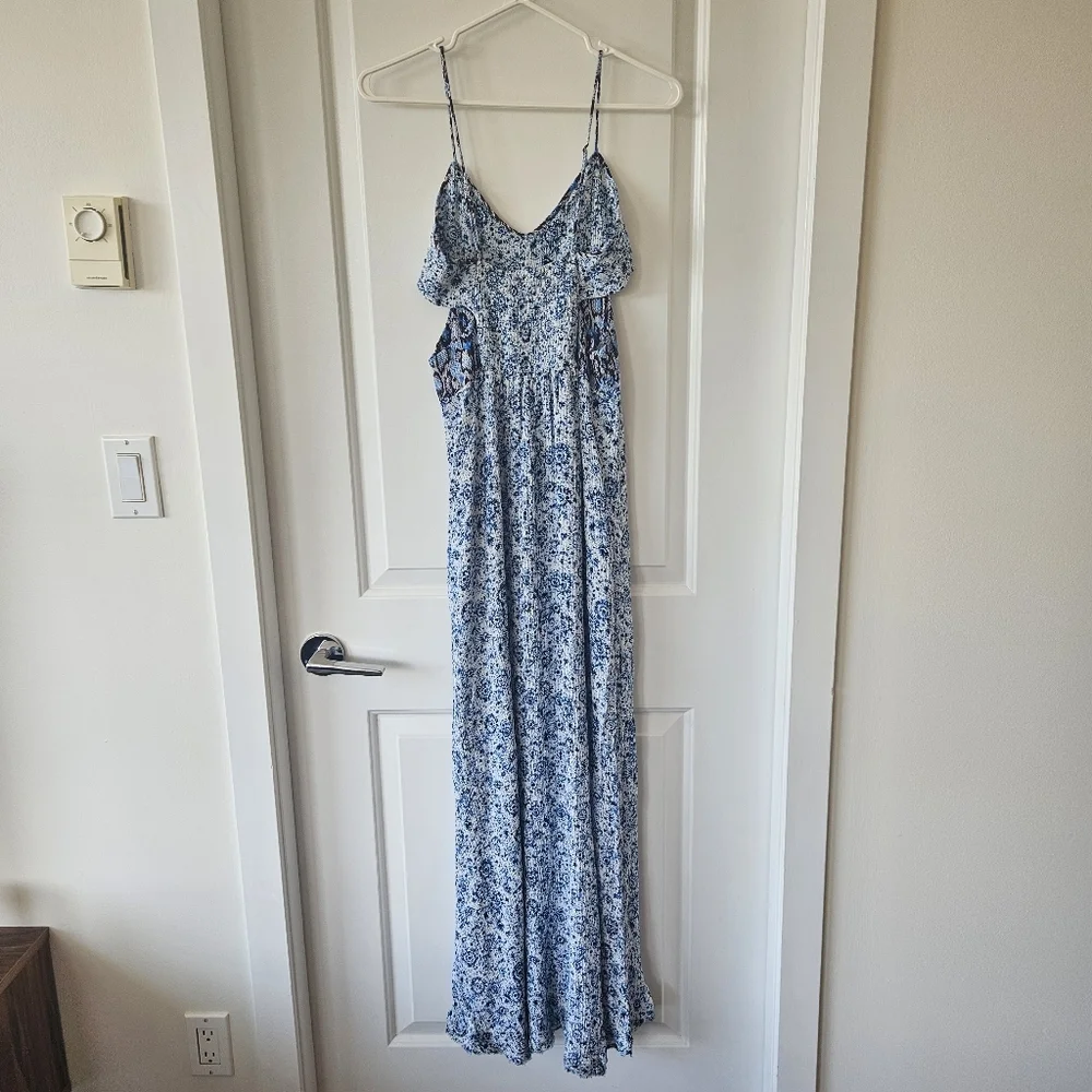 Ecote Urban Outfitters Floral Blue Cut Out Maxi Dress Size Medium - Picture 6 of 10
